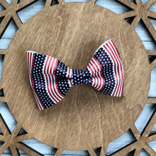 Load image into Gallery viewer, Bow Tie - Fourth of July
