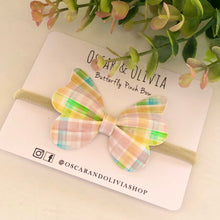 Load image into Gallery viewer, Butterfly Pinch Bow - Watercolor Plaid
