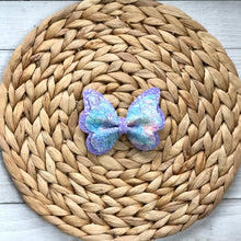 Load image into Gallery viewer, Double Butterfly Pinch Bow - Glitter Lace
