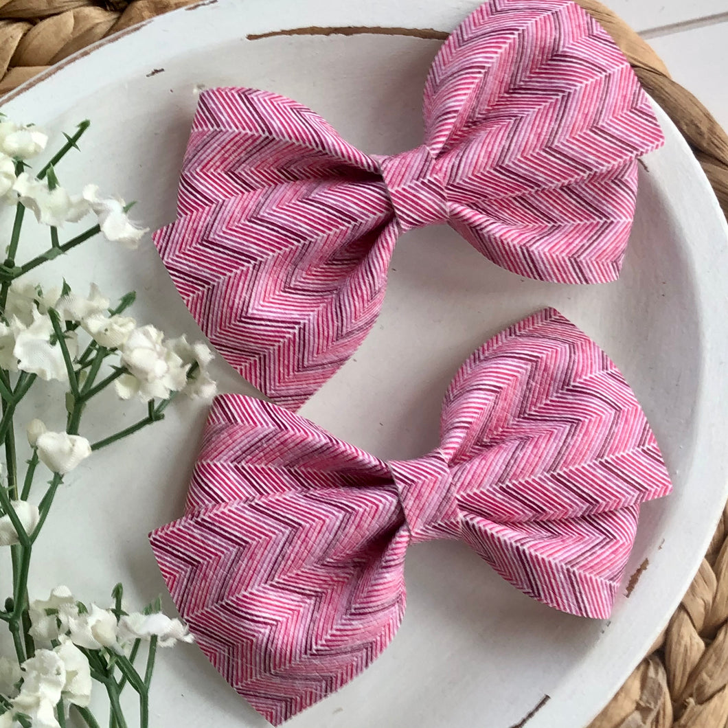 Evelyn Bow - Pink Chevron
