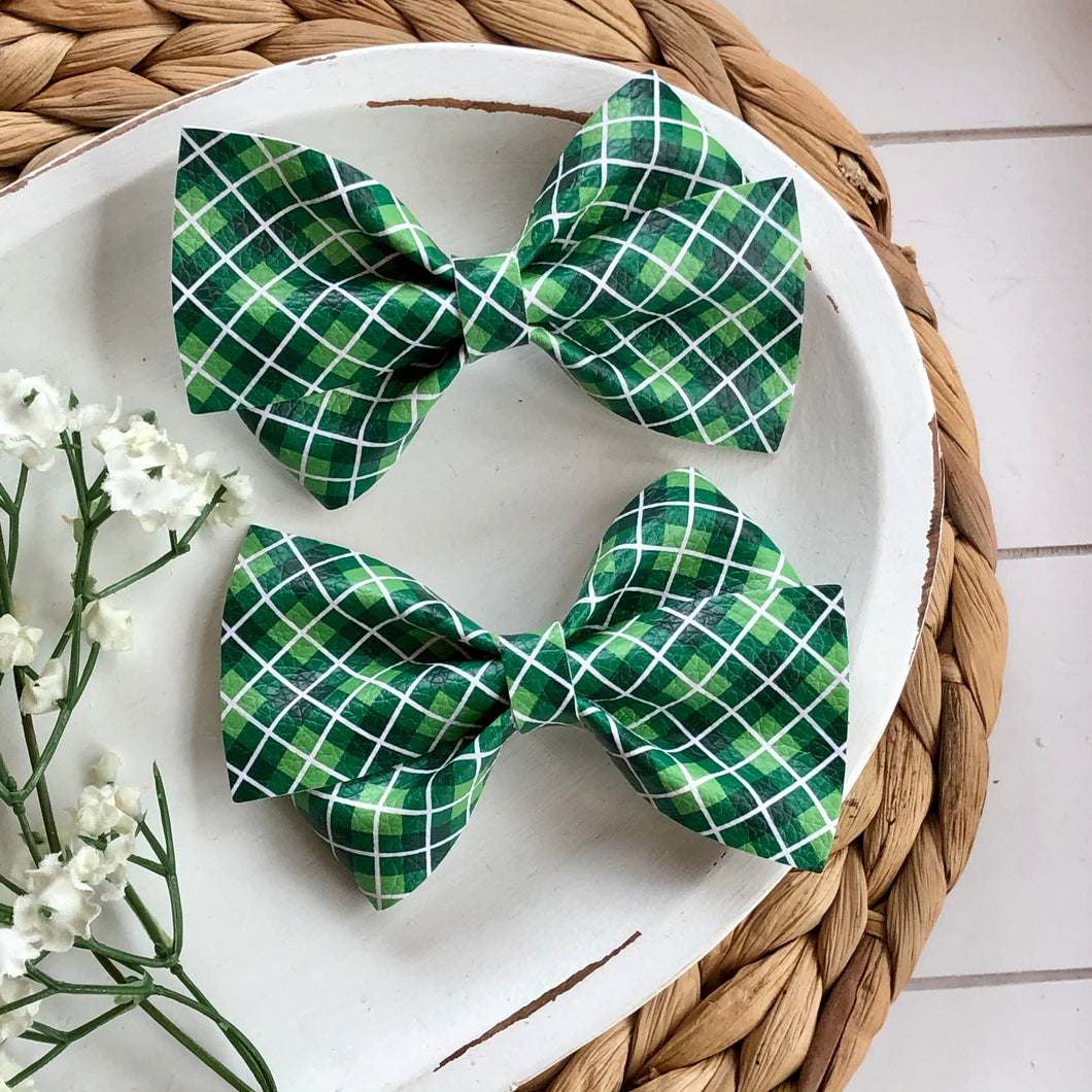 Evelyn Bow - St. Patrick's Plaid