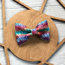Load image into Gallery viewer, Bow Tie - Tie Dye

