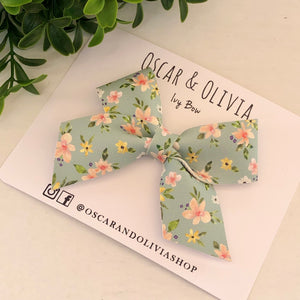 Ivy Bow - Blue Easter Floral