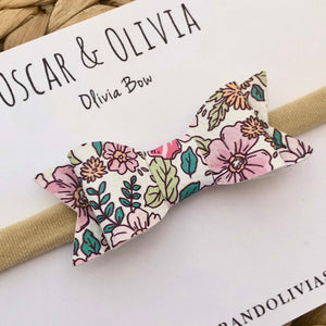 Olivia Bow - Drawn Flowers