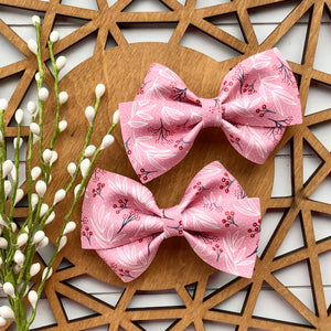 Evelyn Bow - Pink Winter Floral