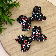 Load image into Gallery viewer, Sadie Bow - Black Glitter Hearts
