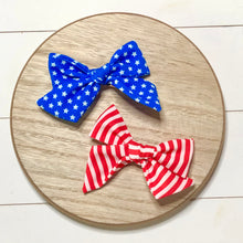 Load image into Gallery viewer, Fabric Bow - Stars &amp; Stripes Small
